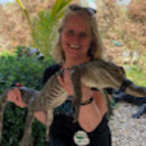 Meet your Posher, Julie